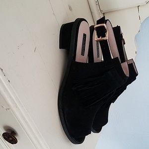 Topshop sandals w/fringe great conditon